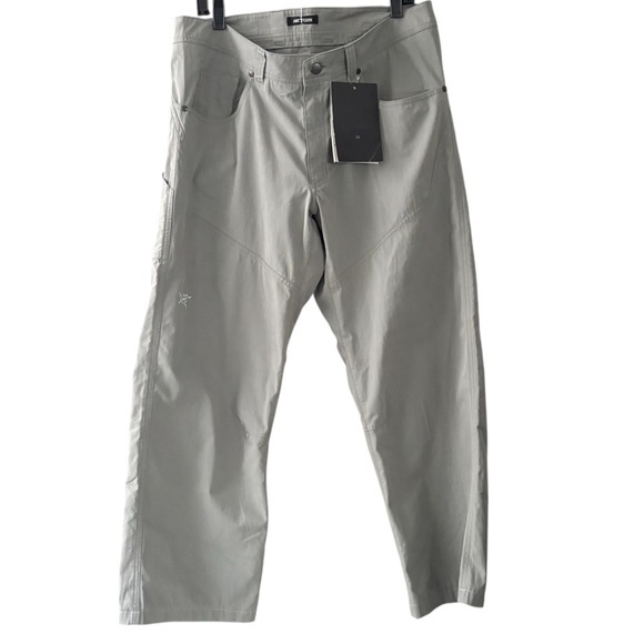 Arc’teryx Men’s Bastion Pant Size 36x30 Autobahn Gray Relaxed Fit New Hiking - Picture 1 of 11